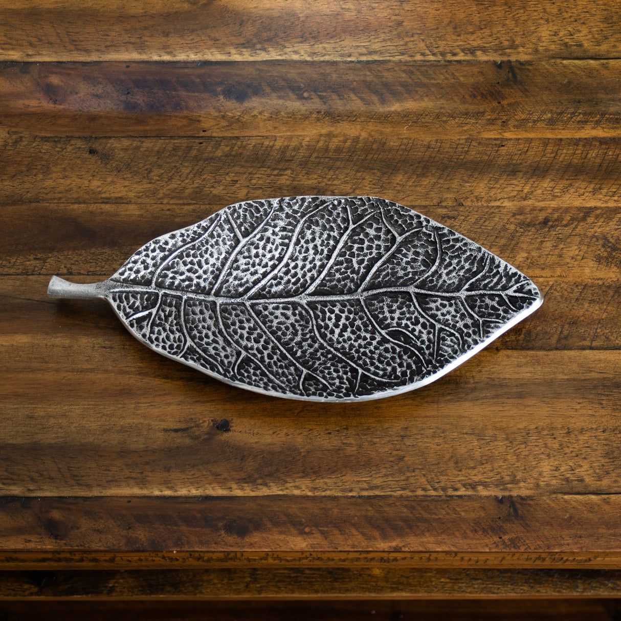 16” Antique Leaf Decorative Accent-Accessory-Parc Decor