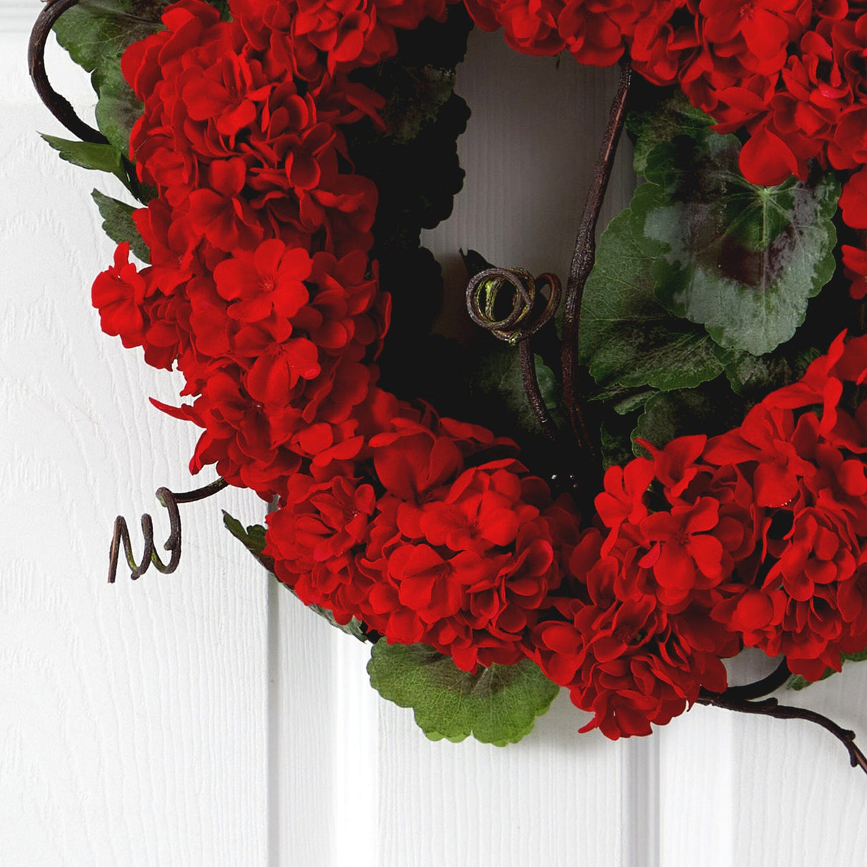 17” Geranium Wreath-Wreath-Parc Decor