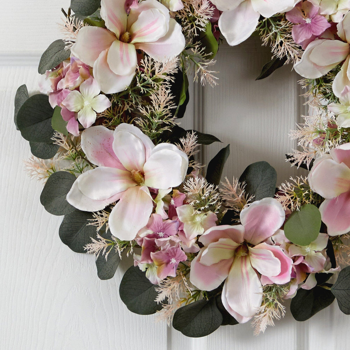 20” Hydrangea and Magnolia Artificial Wreath-Parc Decor