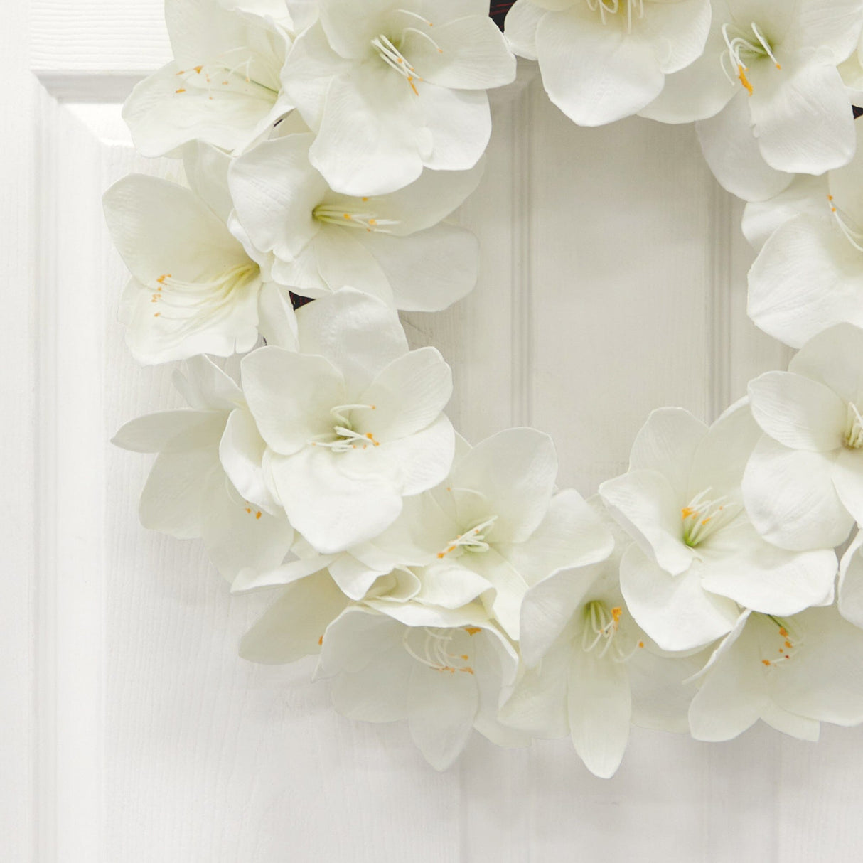 24” Amaryllis Artificial Wreath-Wreath-Parc Decor