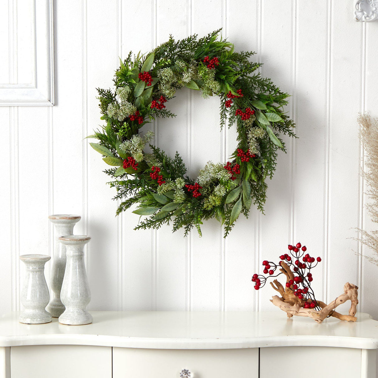24” Cedar, Eucalyptus and Berries Artificial Christmas Wreath-Wreath-Parc Decor