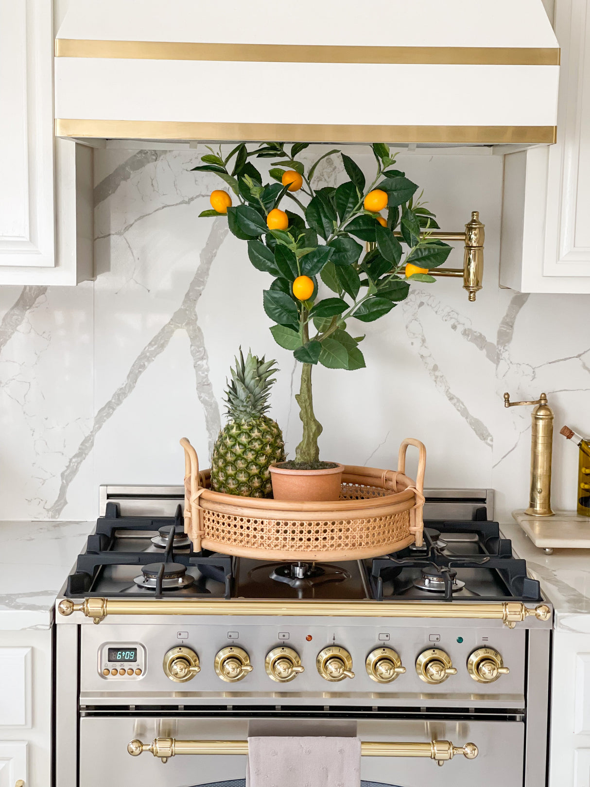 28” Lemon Artificial Tree in Decorative Planter-Parc Decor