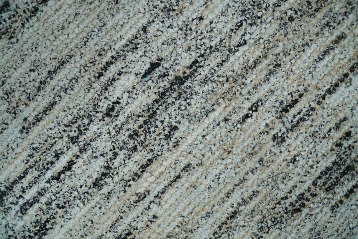 2x3 Modern Abstract Charcoal and Silver Rug made with Art Silk | N4923-Area Rug-Parc Decor