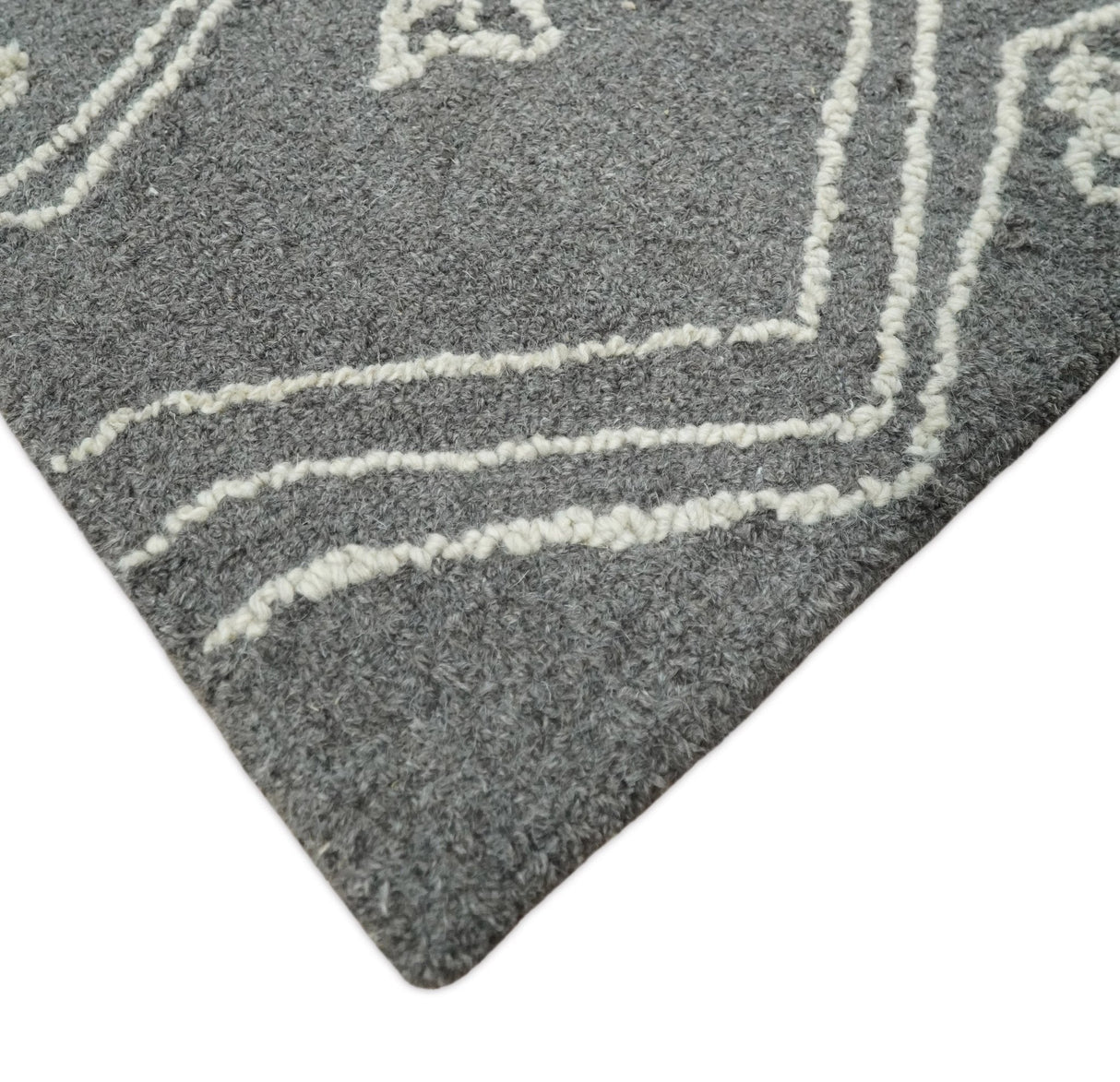 2x4 Gray and White Tribal Hand Hooked Textured Loop Area Rug | TRIB2-Area Rug-Parc Decor