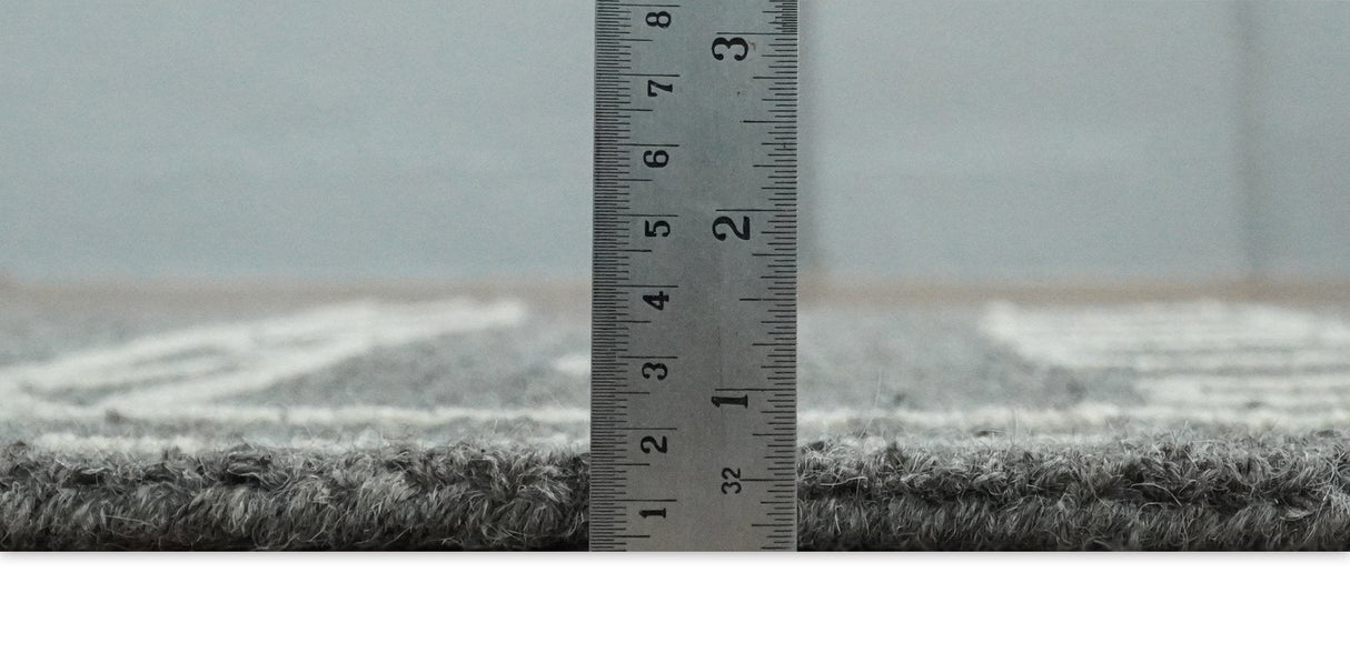 2x4 Gray and White Tribal Hand Hooked Textured Loop Area Rug | TRIB2-Area Rug-Parc Decor