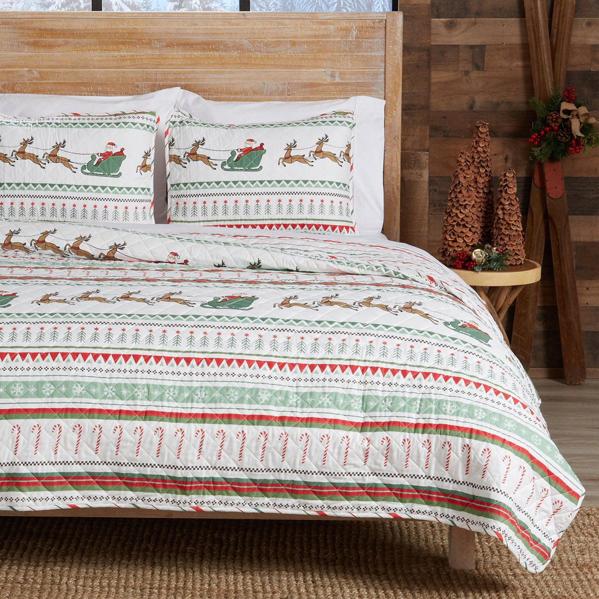 3-Piece Christmas Quilt - Festive Collection-Parc Decor