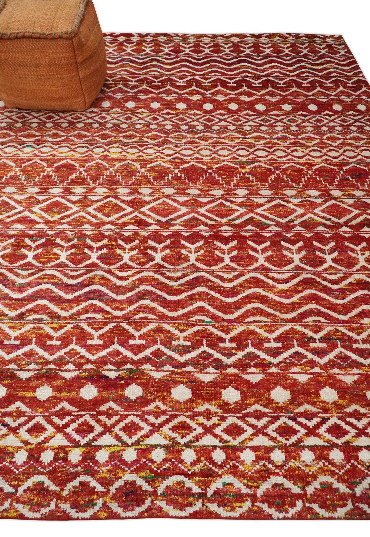 4x6 and 8x10 Hand Knotted Rust, Gold and White Modern Contemporary Southwestern Tribal Trellis Recycled Silk Area Rug