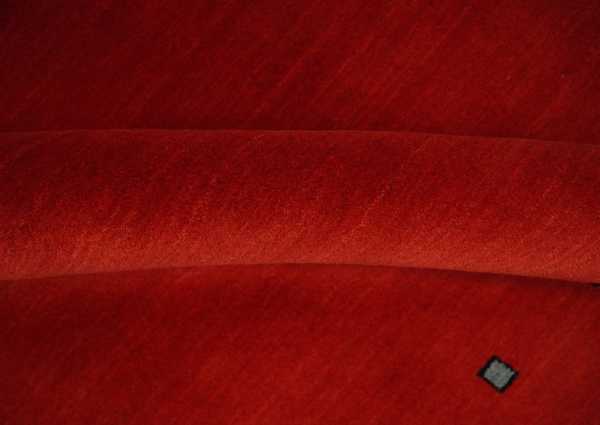 4x6 Small Solid Red Wool Hand Woven Southwestern Gabbeh Rug