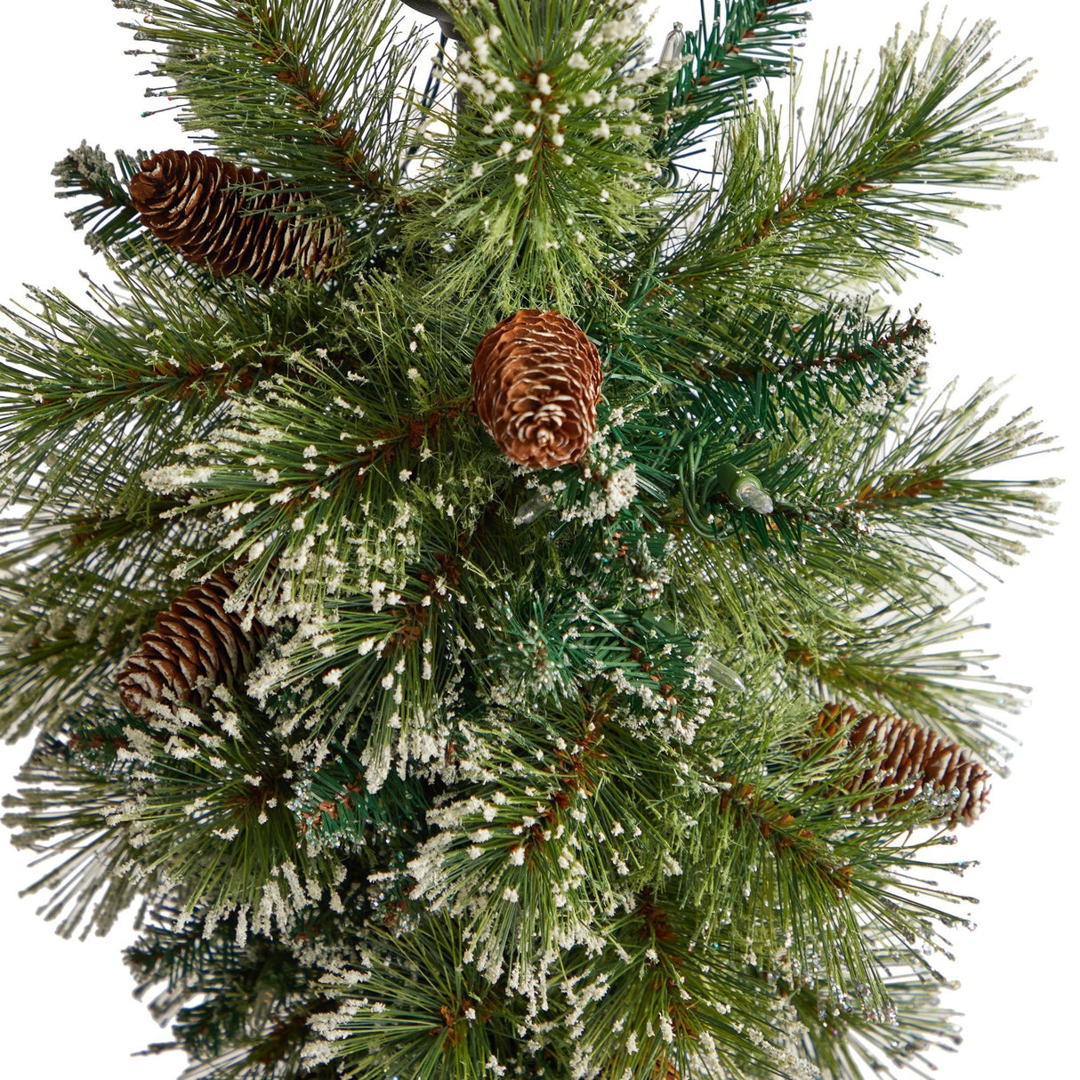 5’ Holiday Pre-lit Decorated Lamp Post with Artificial Greenery, Decorative Container & 50 LED Lights-Parc Decor