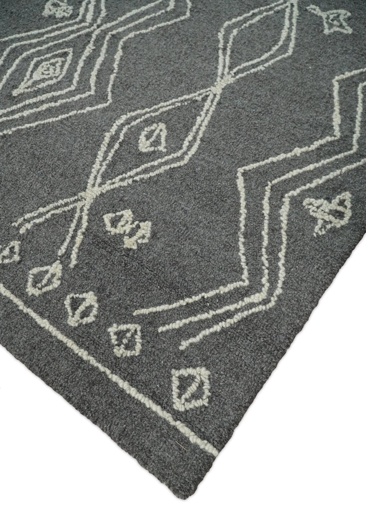 5x8 Gray and White Tribal Hand Hooked Textured Loop Area Rug | TRIB1-Area Rug-Parc Decor