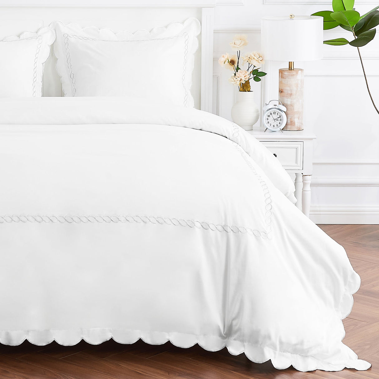 600 Thread Count Scallop Rope Embroidered Cotton Duvet Set
