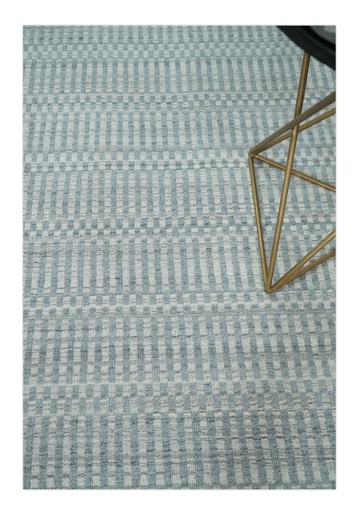 8x10 Hand Made Modern Trellis Ivory and Silver Blended Wool Area Rug