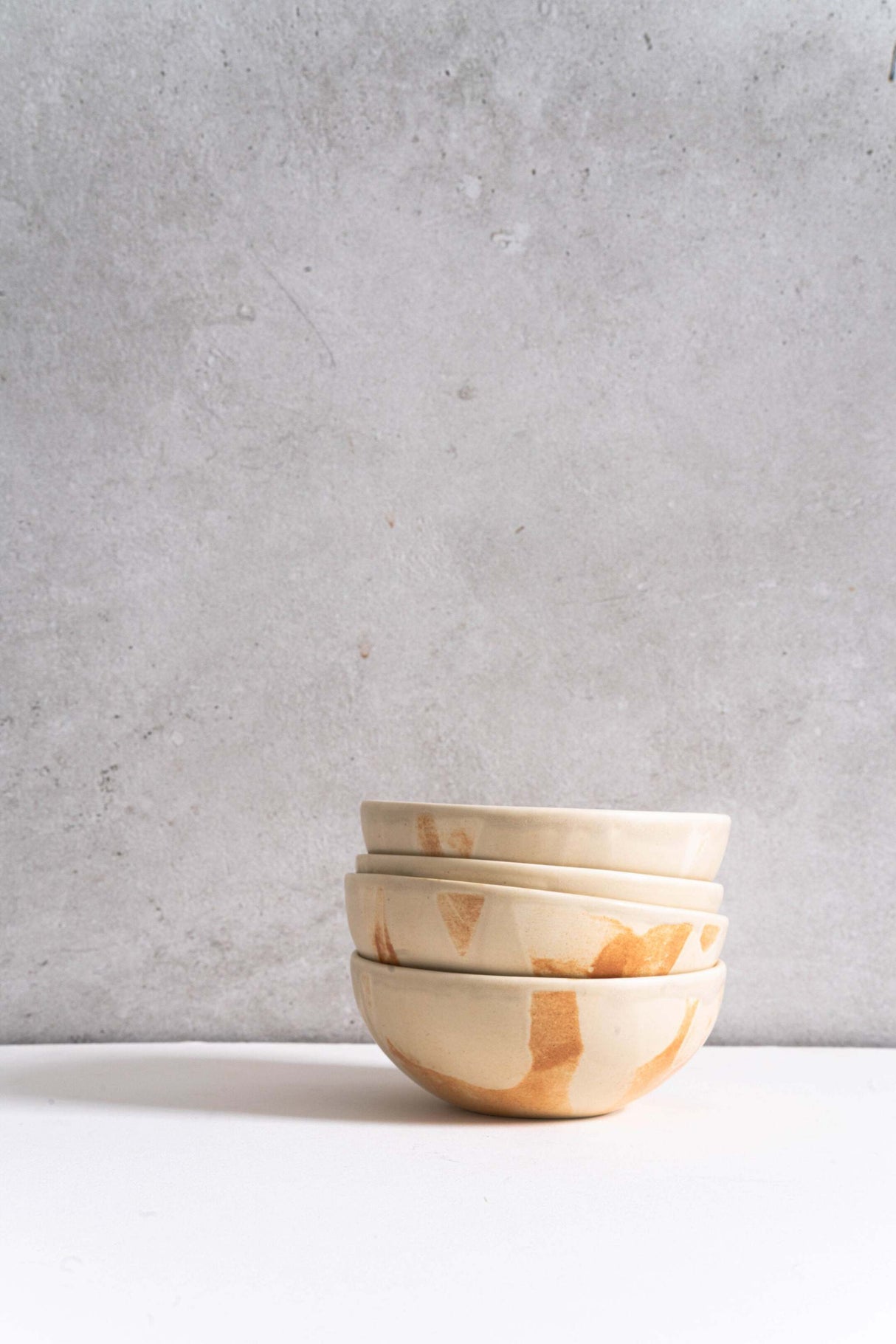 Beige Matte Stoneware Bowl-Parc Decor