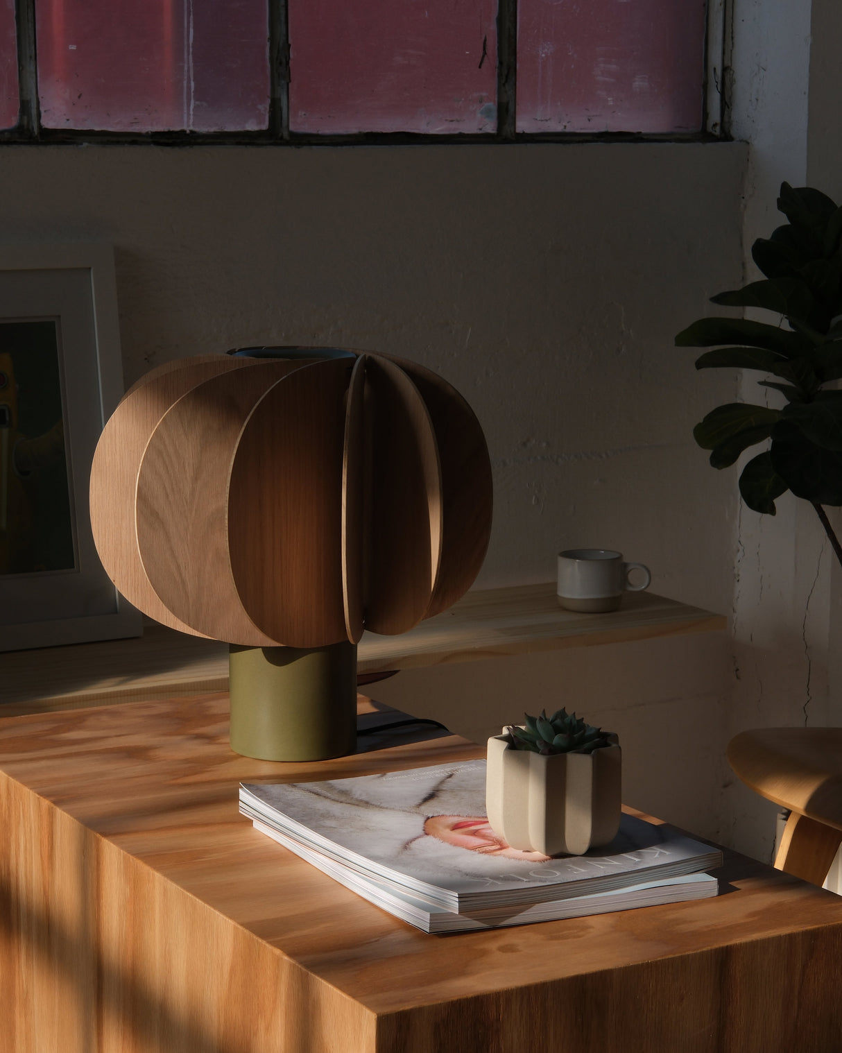 Fin Table Lamp