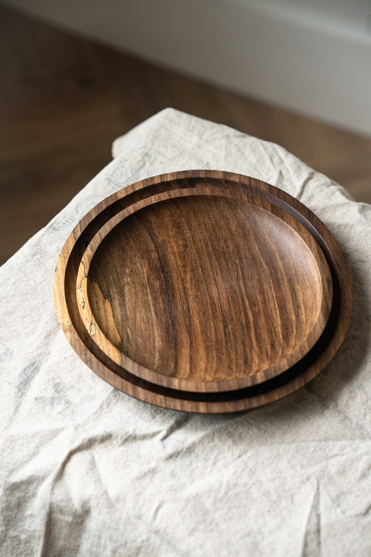 Hand Carved Walnut Wood Plate-Parc Decor