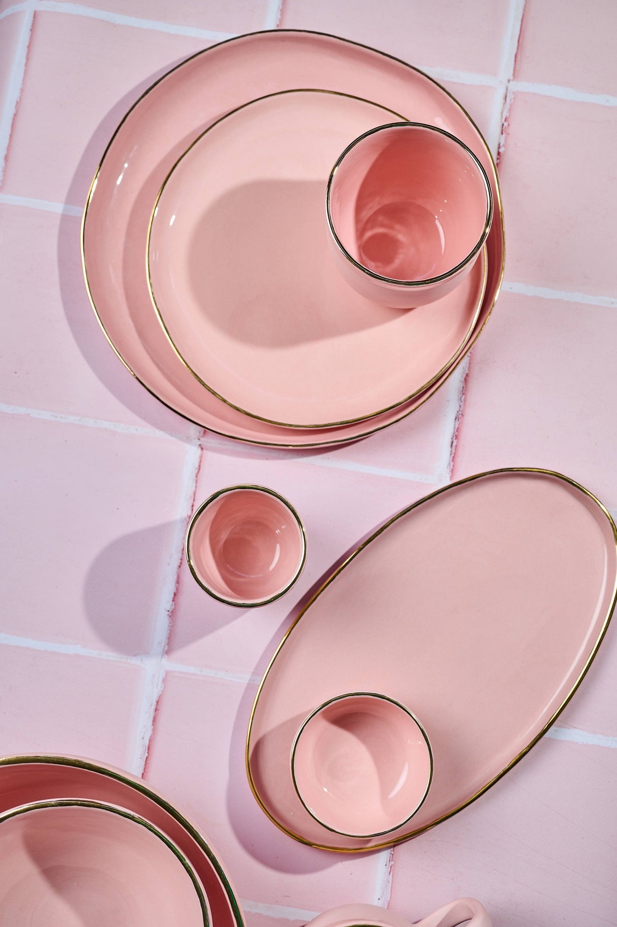 Handmade Porcelain Dinner Plates with Gold Rim. Powder Pink-Parc Decor