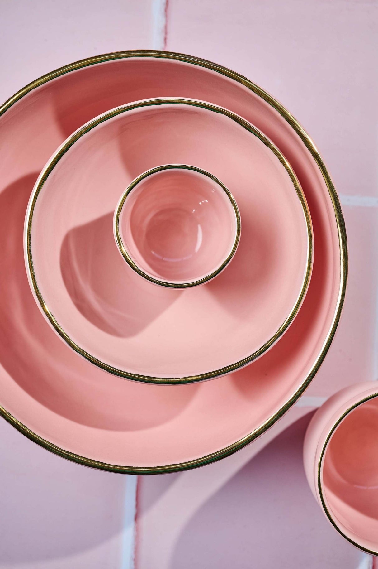 Handmade Porcelain Pink Salad Bowl with Gold Rim-Parc Decor