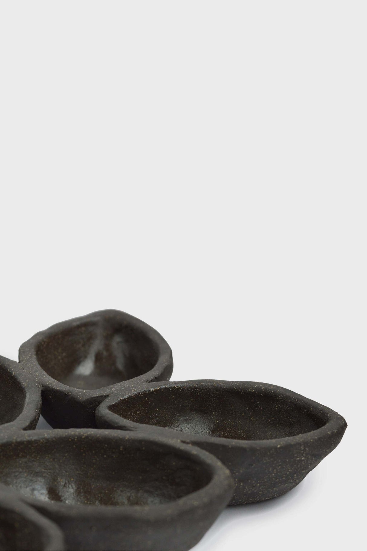 Handmade Stoneware Serving Dish "PUMPERNICKEL"-Parc Decor