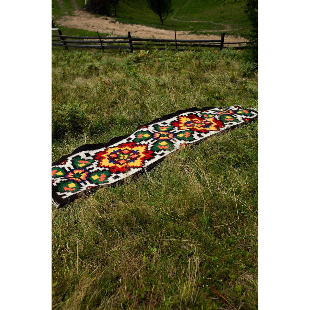 Handwoven wool runner with Traditional Carpathian pattern