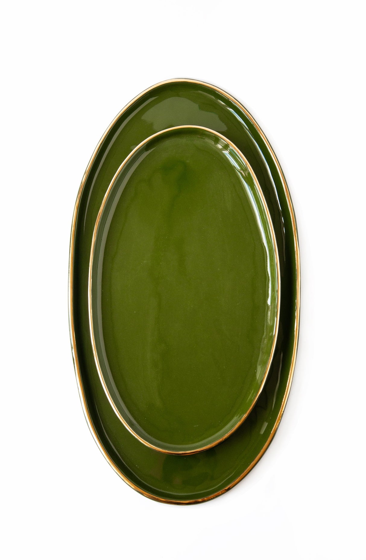 Porcelain Oval Serving Platter with Gold Rim. Green-Parc Decor