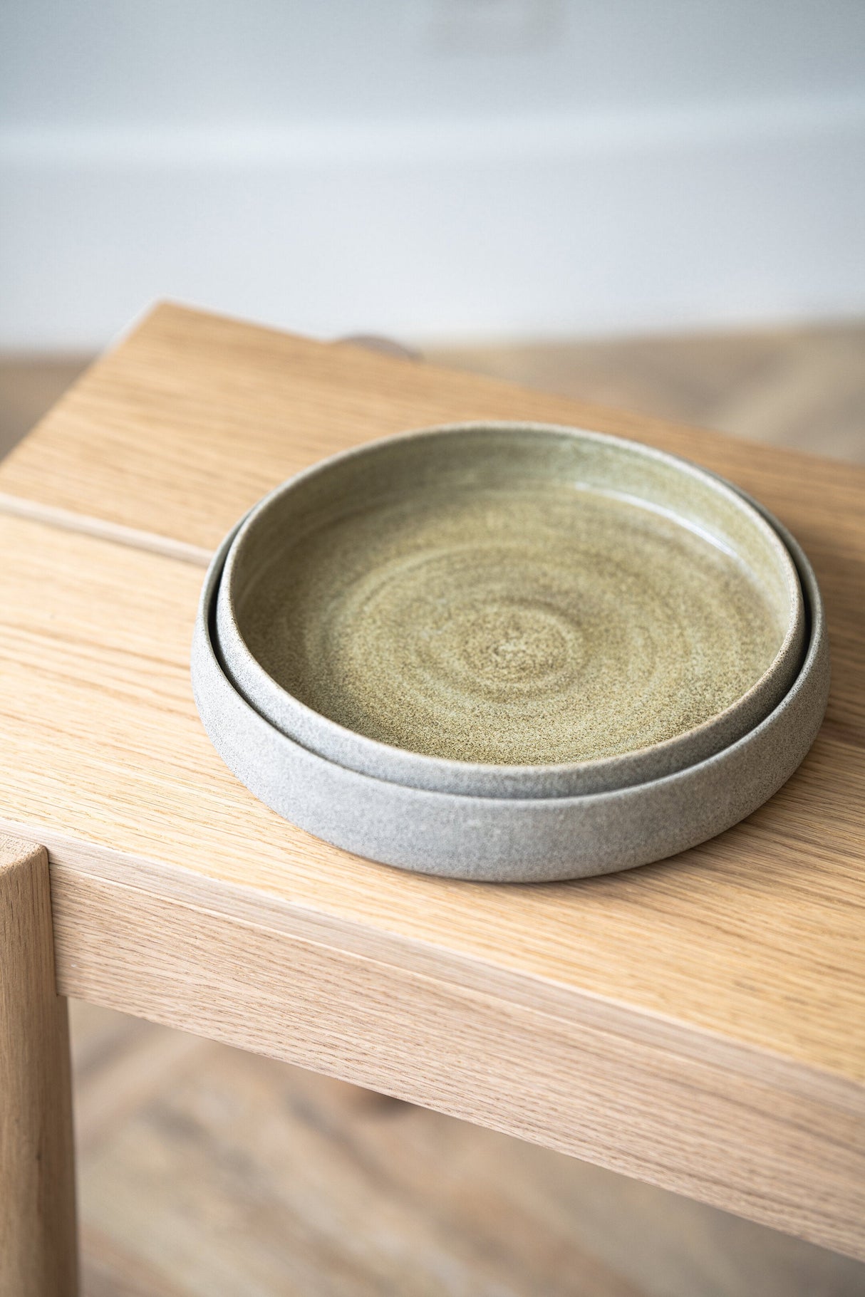 Stoneware Salad Plates with High Sides "Concrete"-Parc Decor