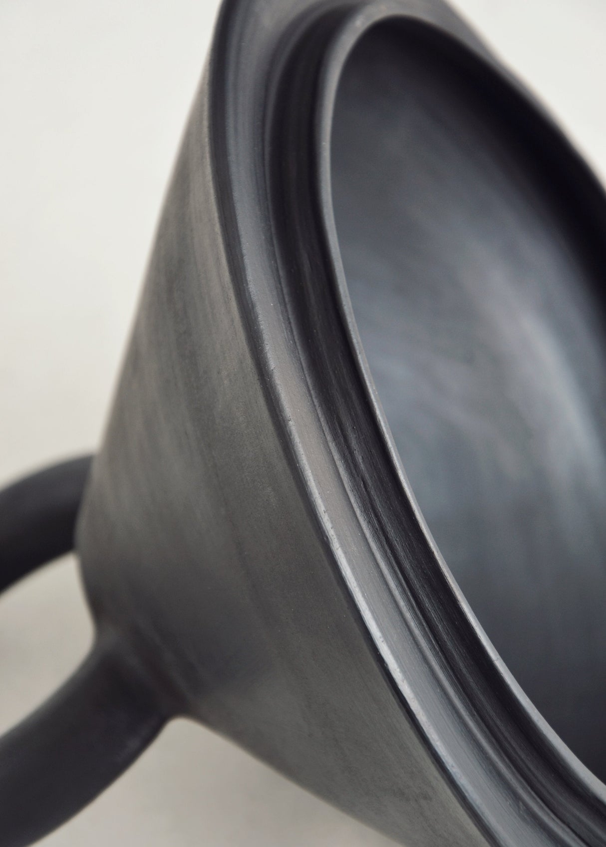 Tall Serving Bowl with Lid Guculia. Shadow-Parc Decor