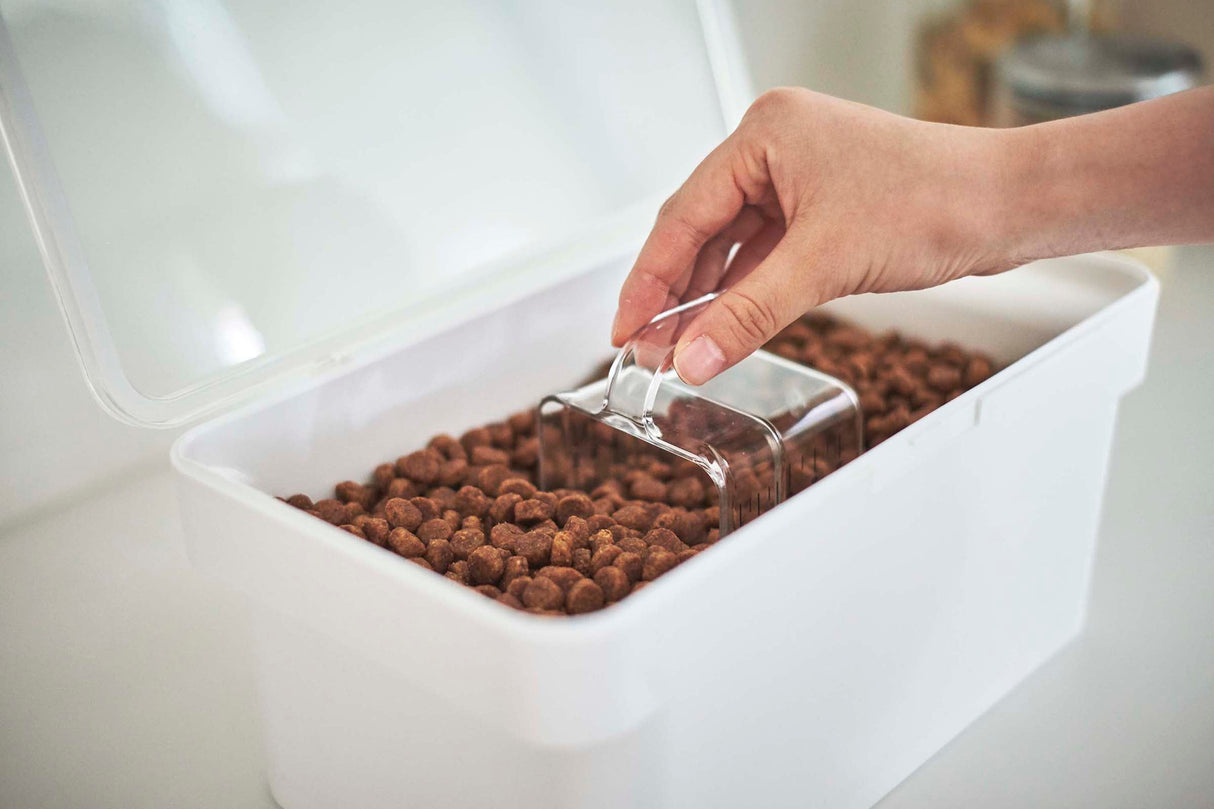Airtight Pet Food Container - Two Sizes