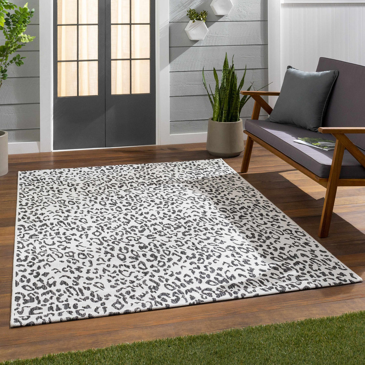 Alderbury White Leopard Print Rug-Rugs-Parc Decor