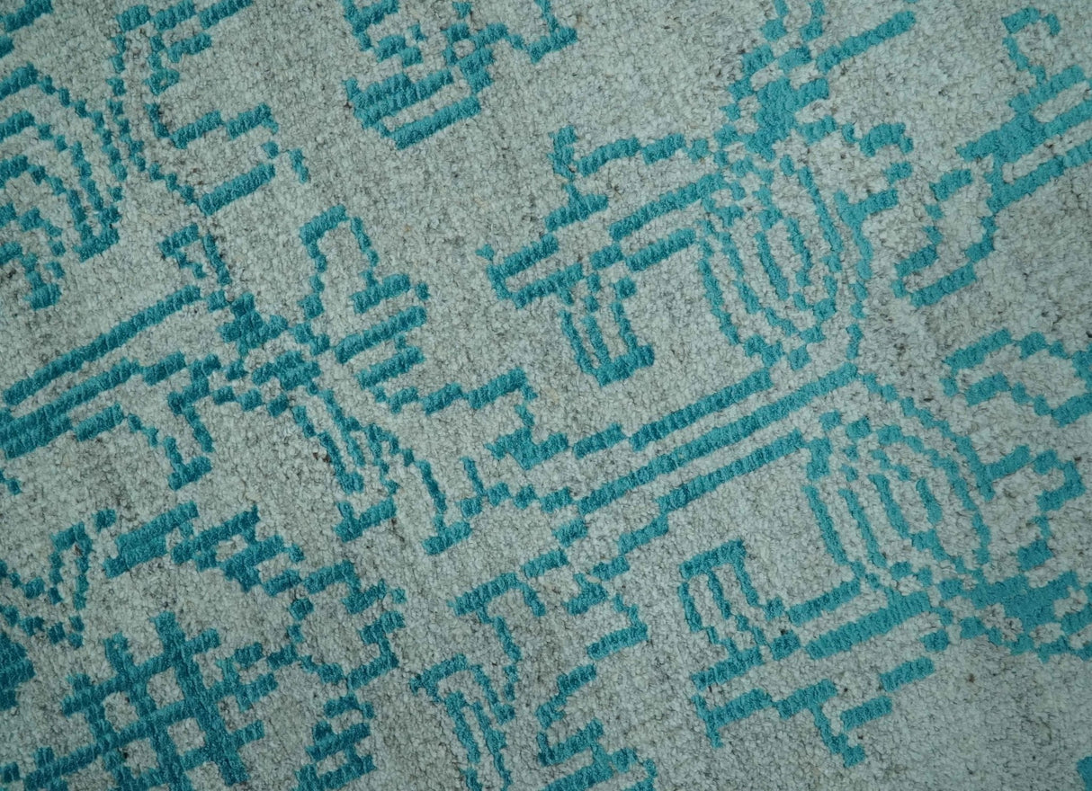 Antique design 6.5x10 Silver and Blue Traditional Hand Knotted wool Area Rug