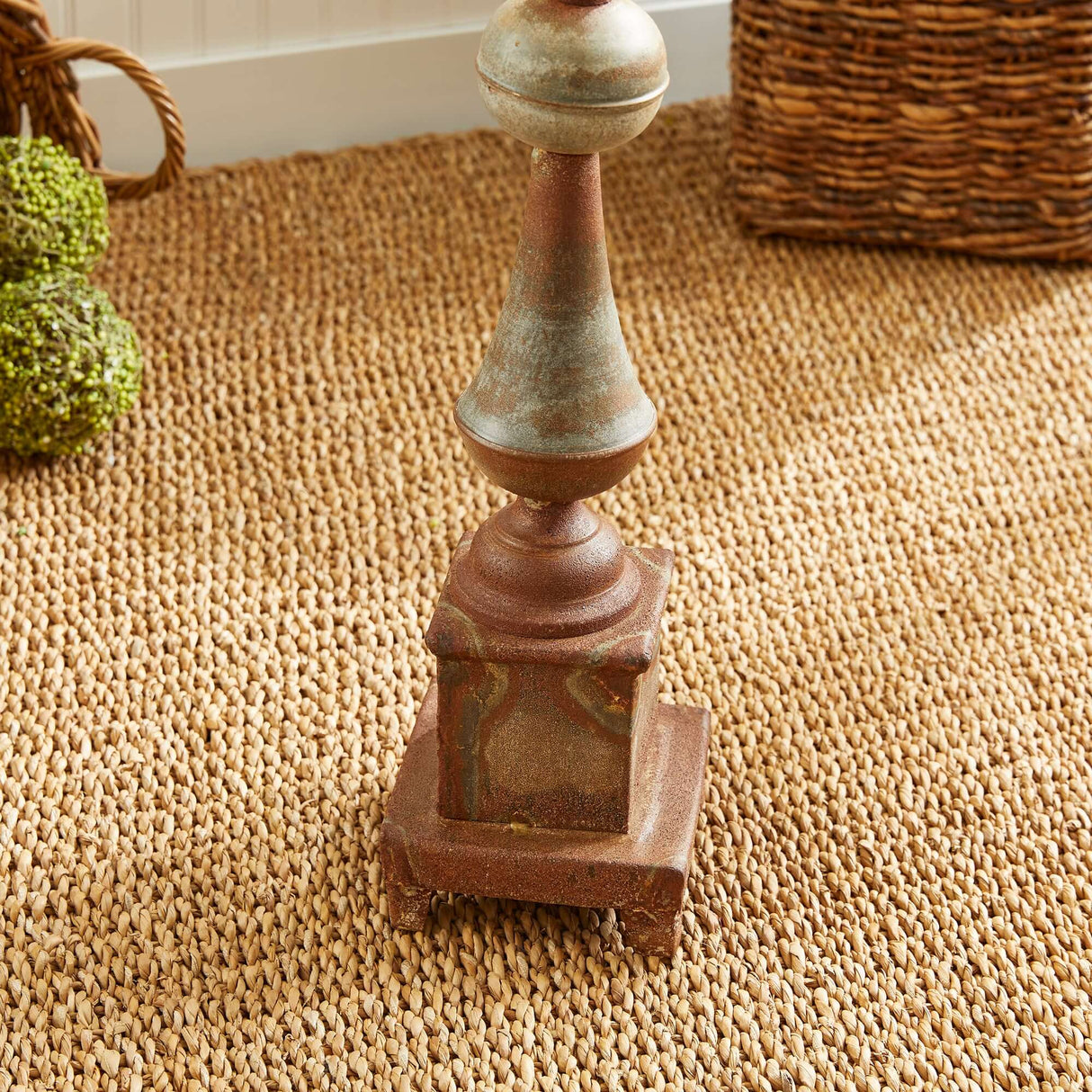 Antique-Style Rusted Metal Finial Decor-Finial-Parc Decor