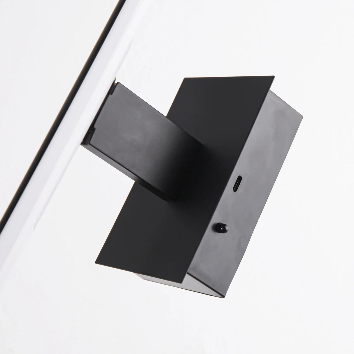 Battery-powered LED Mirror Vanity Light with Remote Control