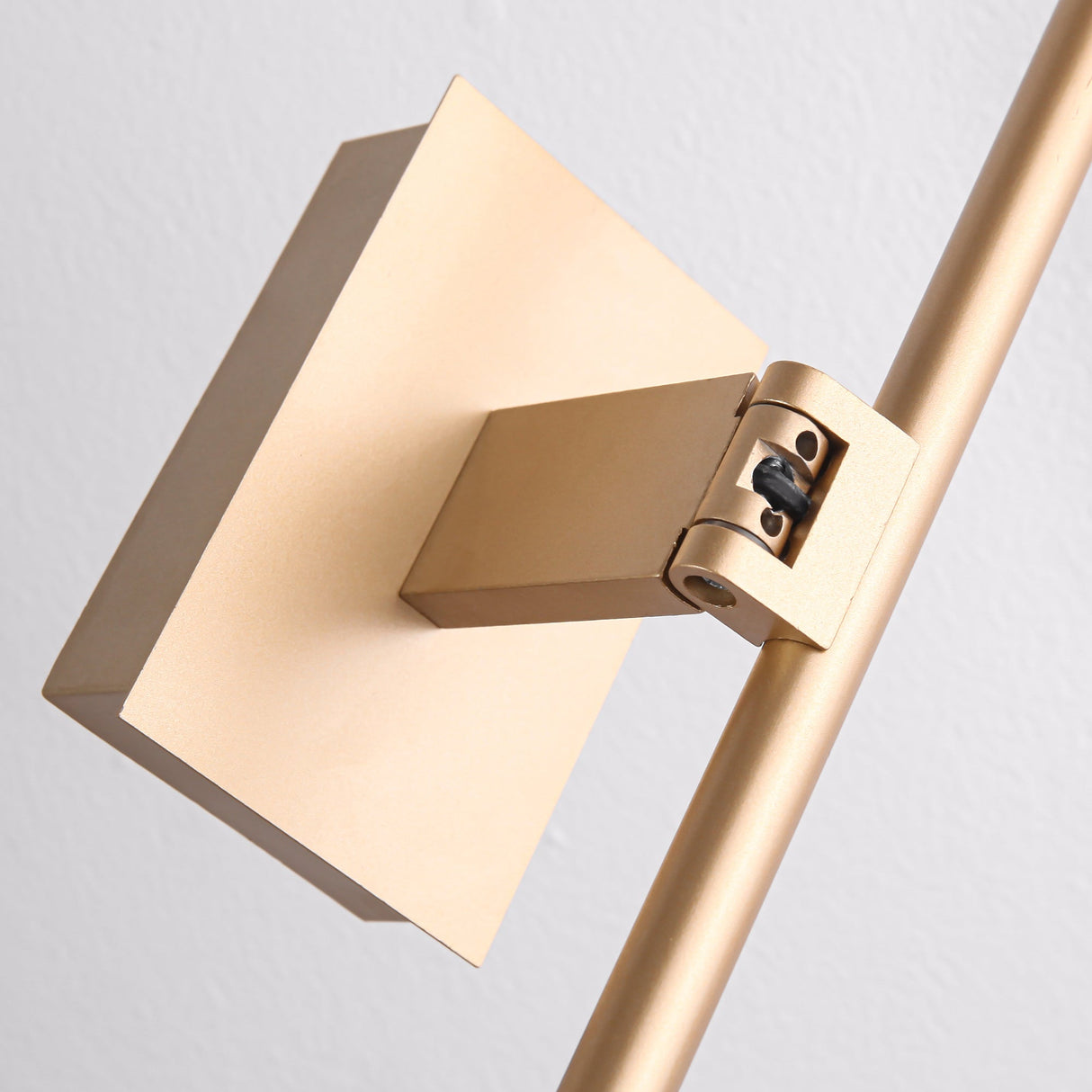 Battery-powered LED Mirror Vanity Light with Remote Control-壁灯-Parc Decor