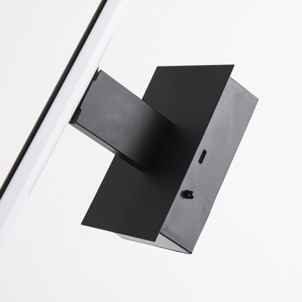 Battery-powered LED Mirror Vanity Light with Remote Control-壁灯-Parc Decor