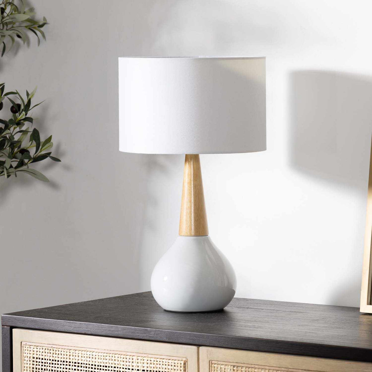 Baugo White Ceramic Table Lamp-Lighting-Parc Decor