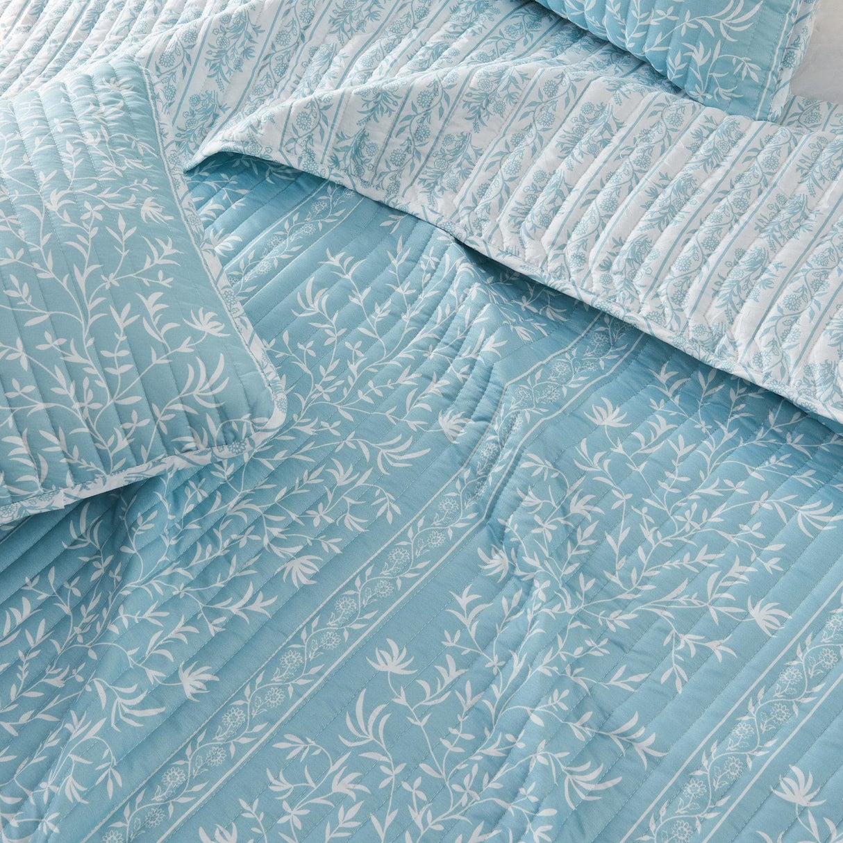 Blue Floral Quilt Set - Senna Collection-Parc Decor
