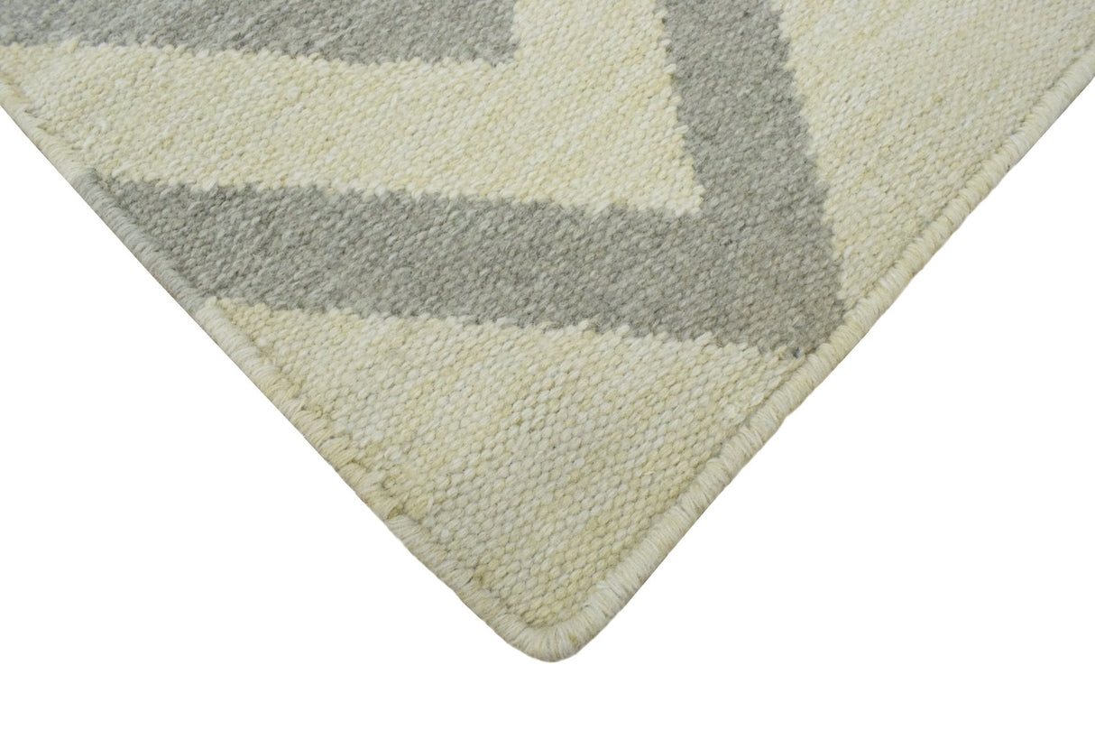 Chevron Pattern Gray and Beige Dhurrie Rug