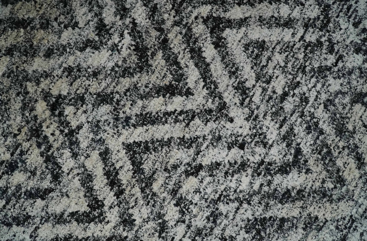 Chevron Silver and Black Shaded 5x8 Bamboo Silk Handwoven Area Rug