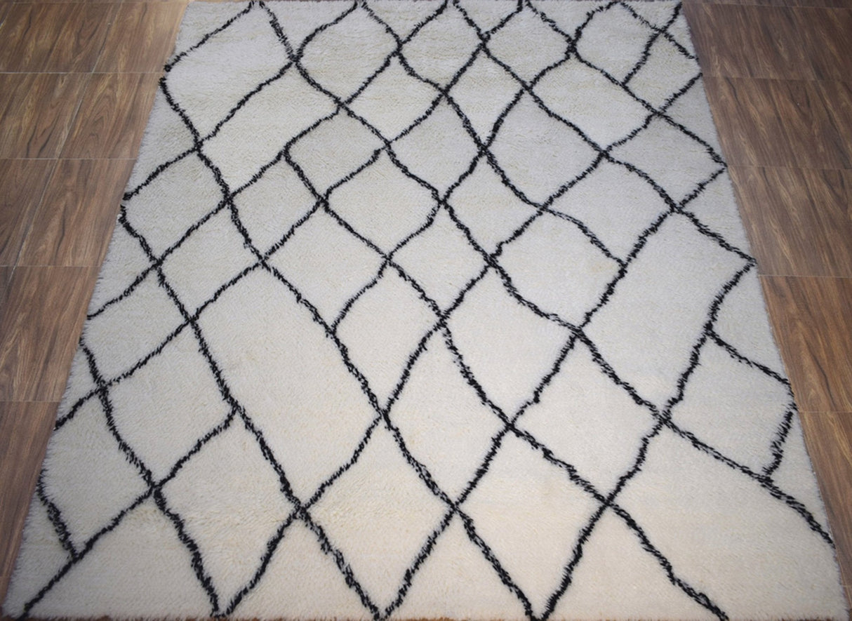 Contemporary Black And White Hand Woven Wool Area Rug