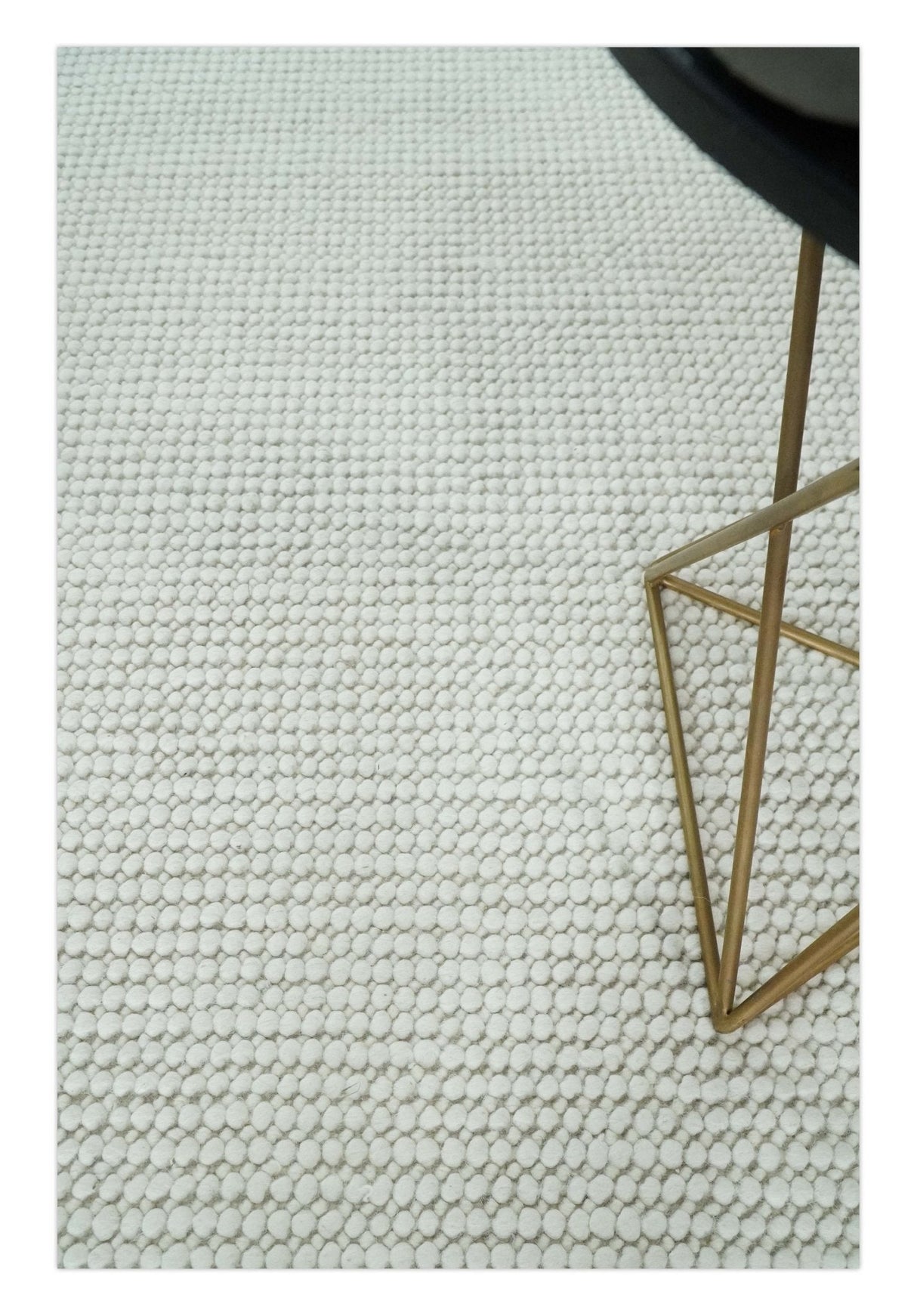 Contemporary Solid Design Ivory Handwoven Wool Area Rug