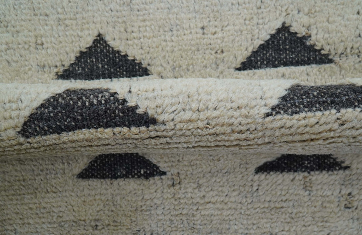 Custom Made Contemporary Design Black And Beige Hand knotted wool Area Rug