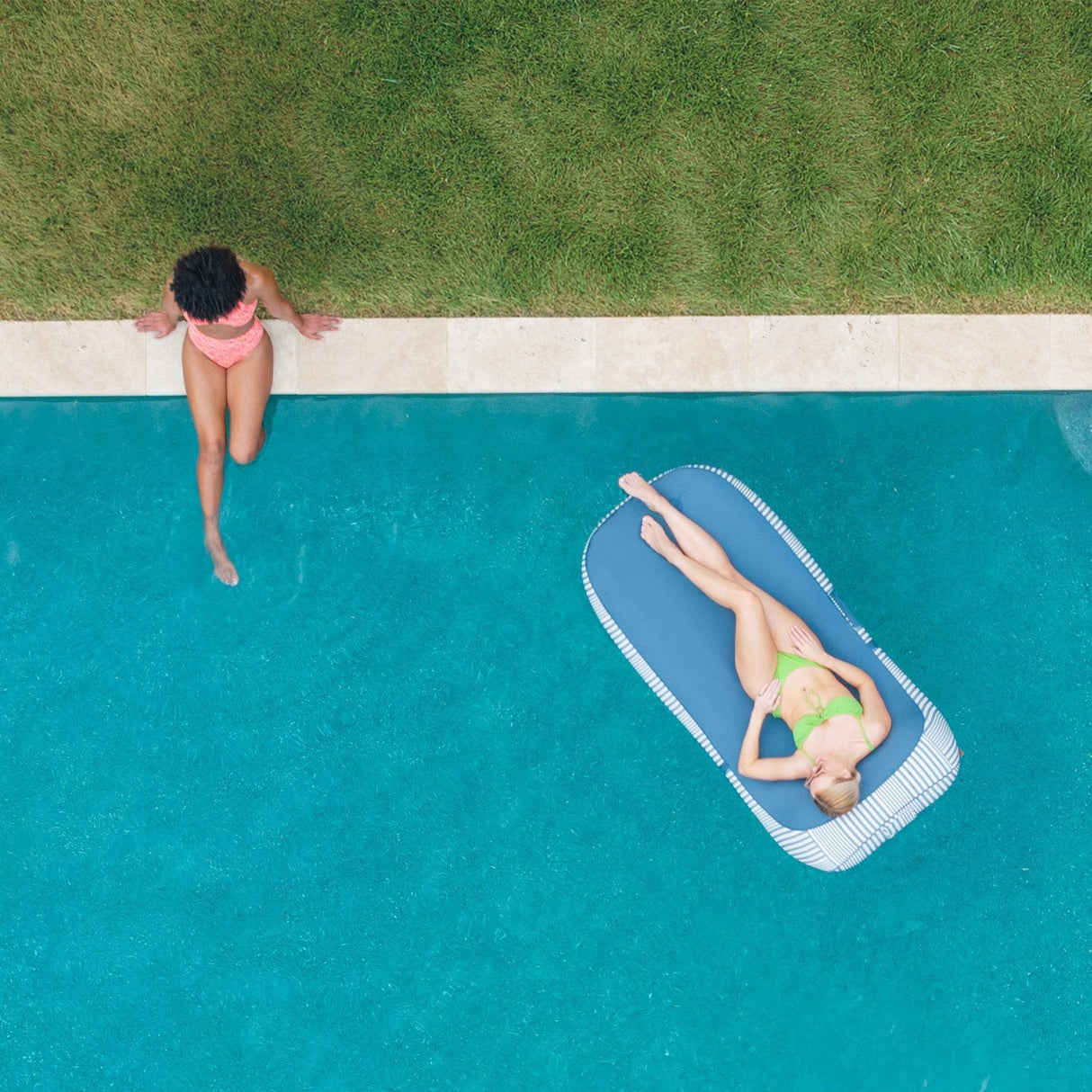 Dryside™ Lounger Inflatable Pool Float