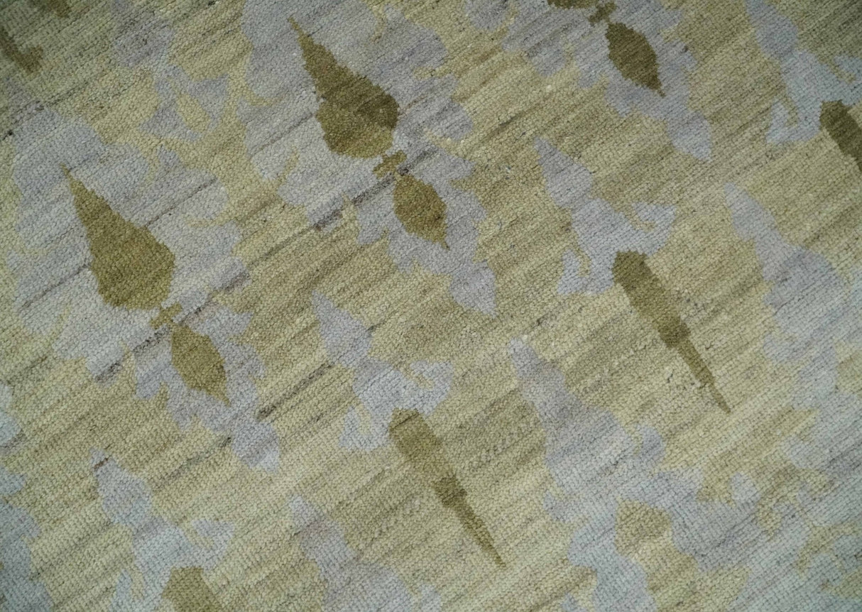Fine Green 8x10 Hand Knotted Beige, Olive and Silver Traditional Wool Rug
