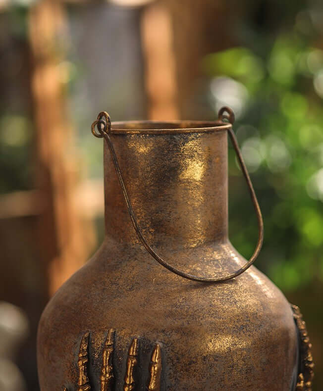 Gothic Skeleton Hands Iron Vase-Vase-Parc Decor
