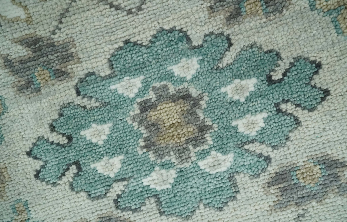 Gray and Ivory Traditional Oriental Oushak Hand Knotted wool Area Rug