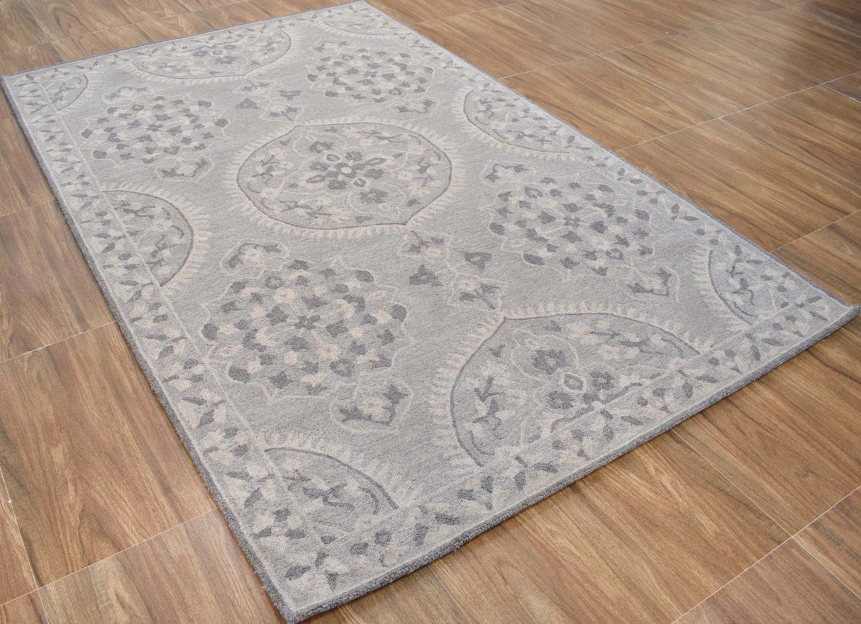 Gray Traditional Style Hand Tufted Wool 5x8 Area Rug