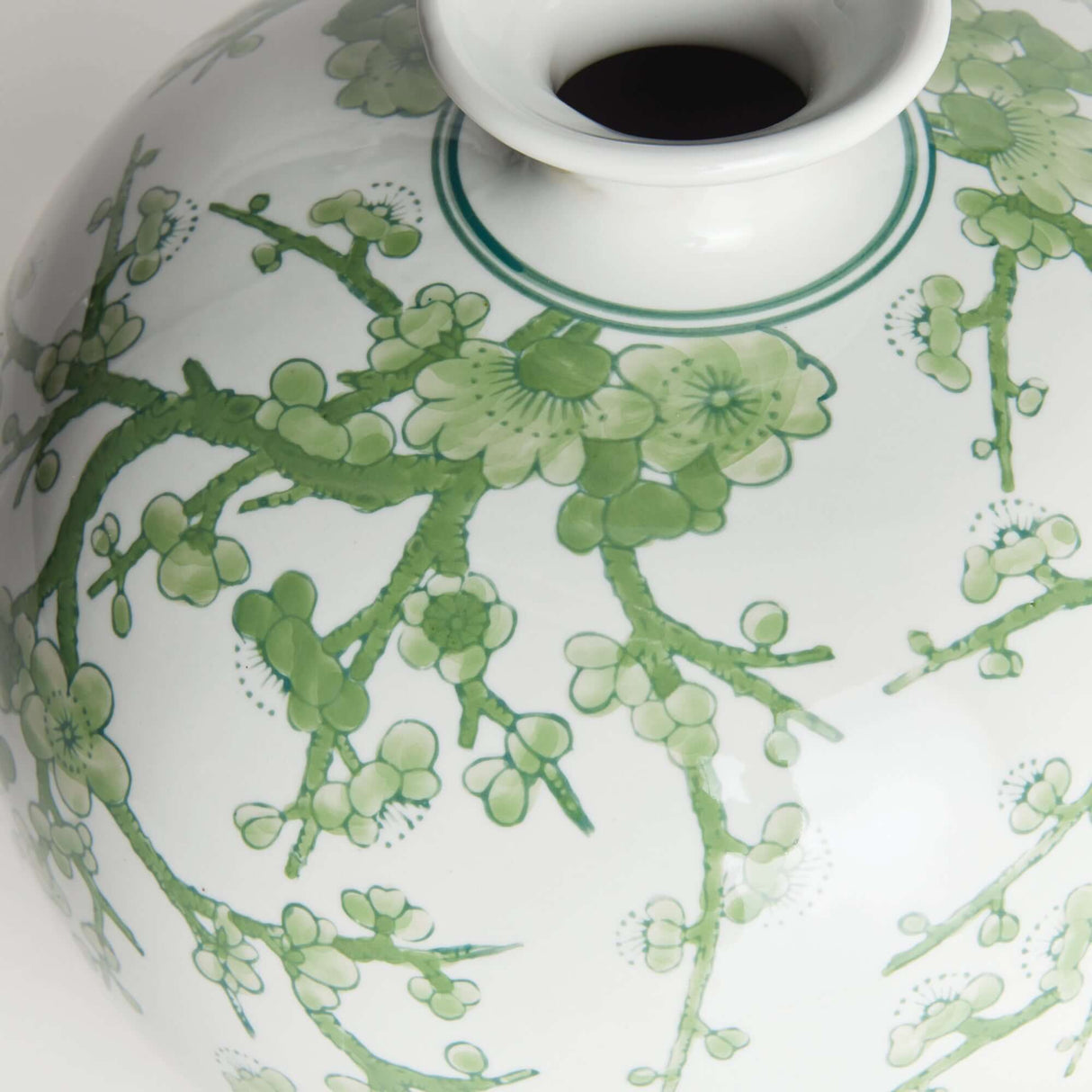 Green and White Botanical Chinoiserie Porcelain Vase-vase-Parc Decor