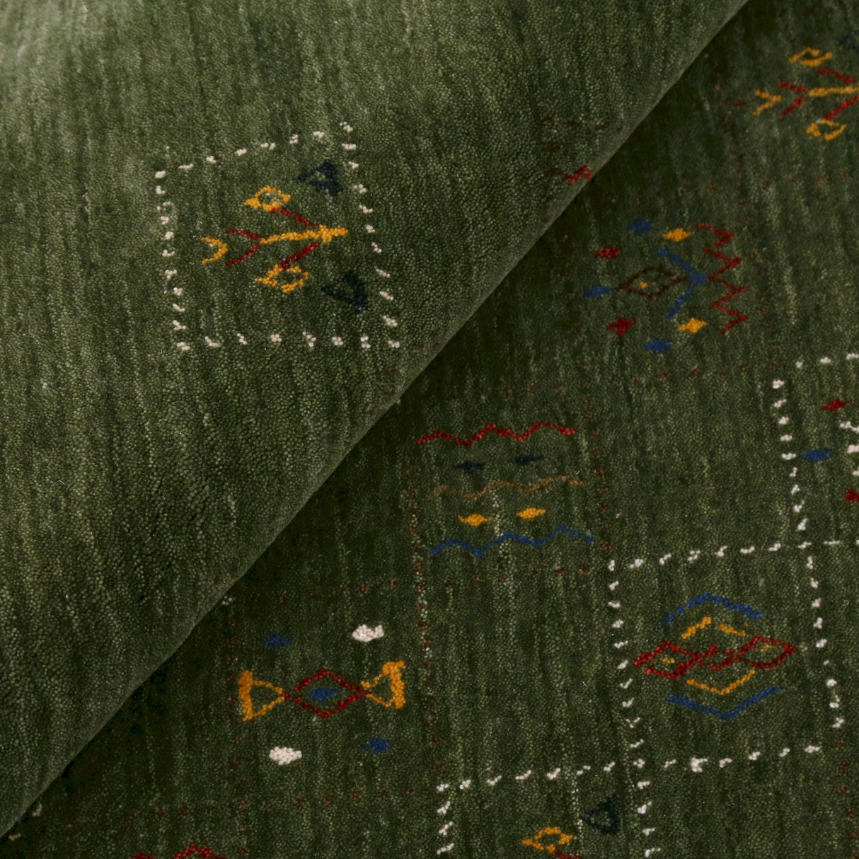 Green Tribal Design Hand Loomed Wool Area Rug