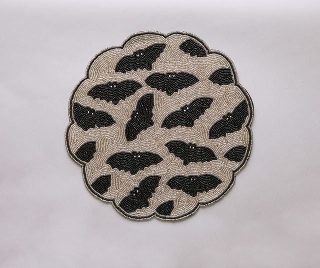 Halloween Bat Beaded Placemat Handmade Round Black Gold Table Decor Gothic Dining Mat Scalloped Edge Spooky Party Setting Gift-table tops-Parc Decor