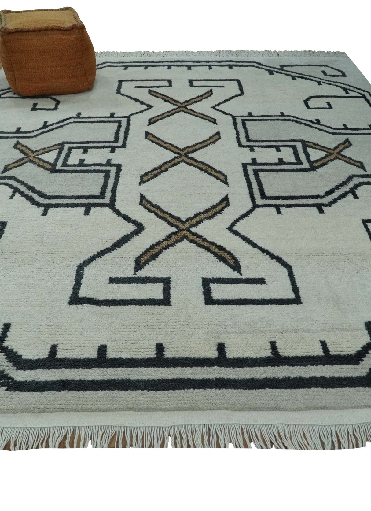 Hand Knotted 8x10 Ivory and Charcoal Wool Traditional Tribal Art Antique South Western Rug | TRDCP1292810-Area Rug-Parc Decor