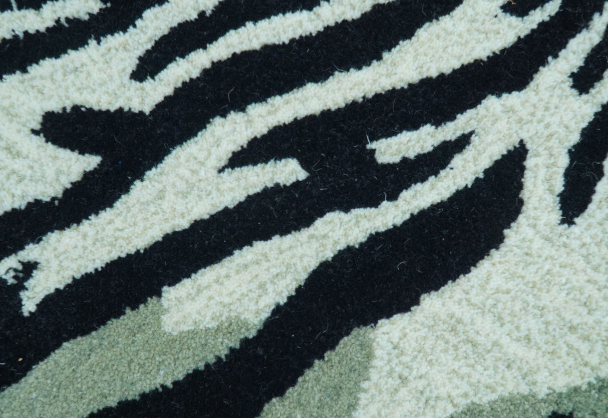 Hand Tufted Black And White Animal Tiger 2x6 Wool Area Rug